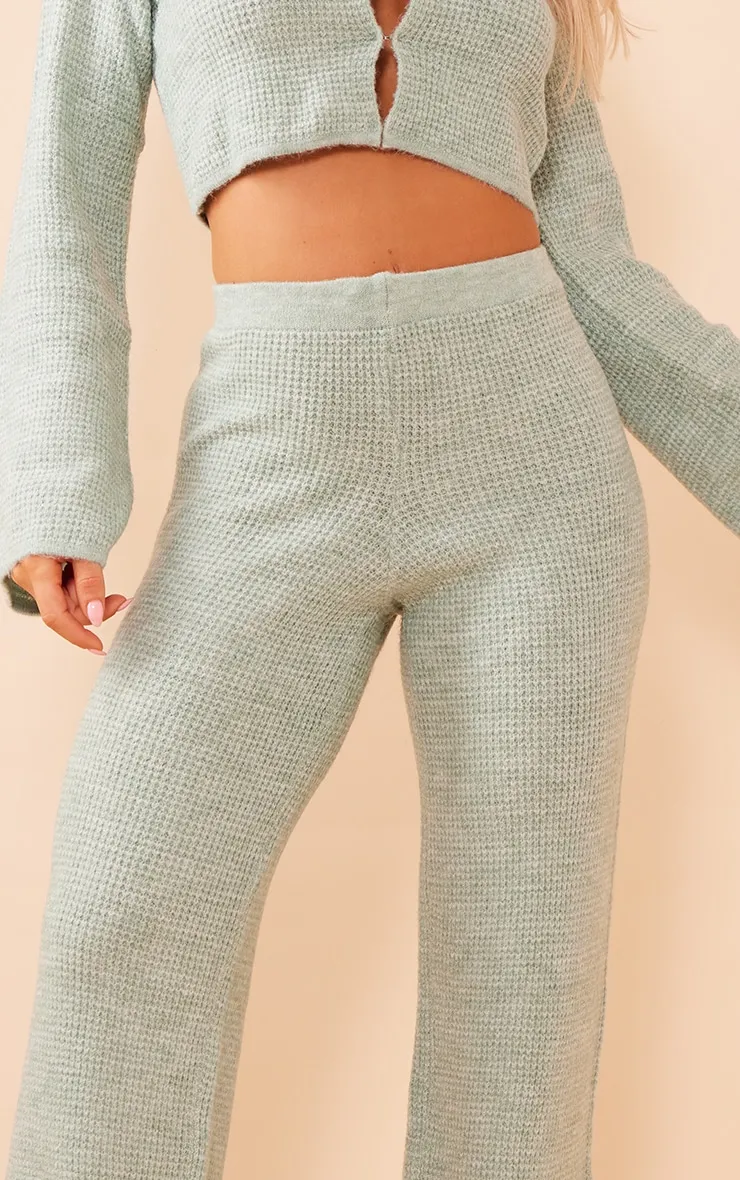 Pantalon en maille tricot texturée vert sauge