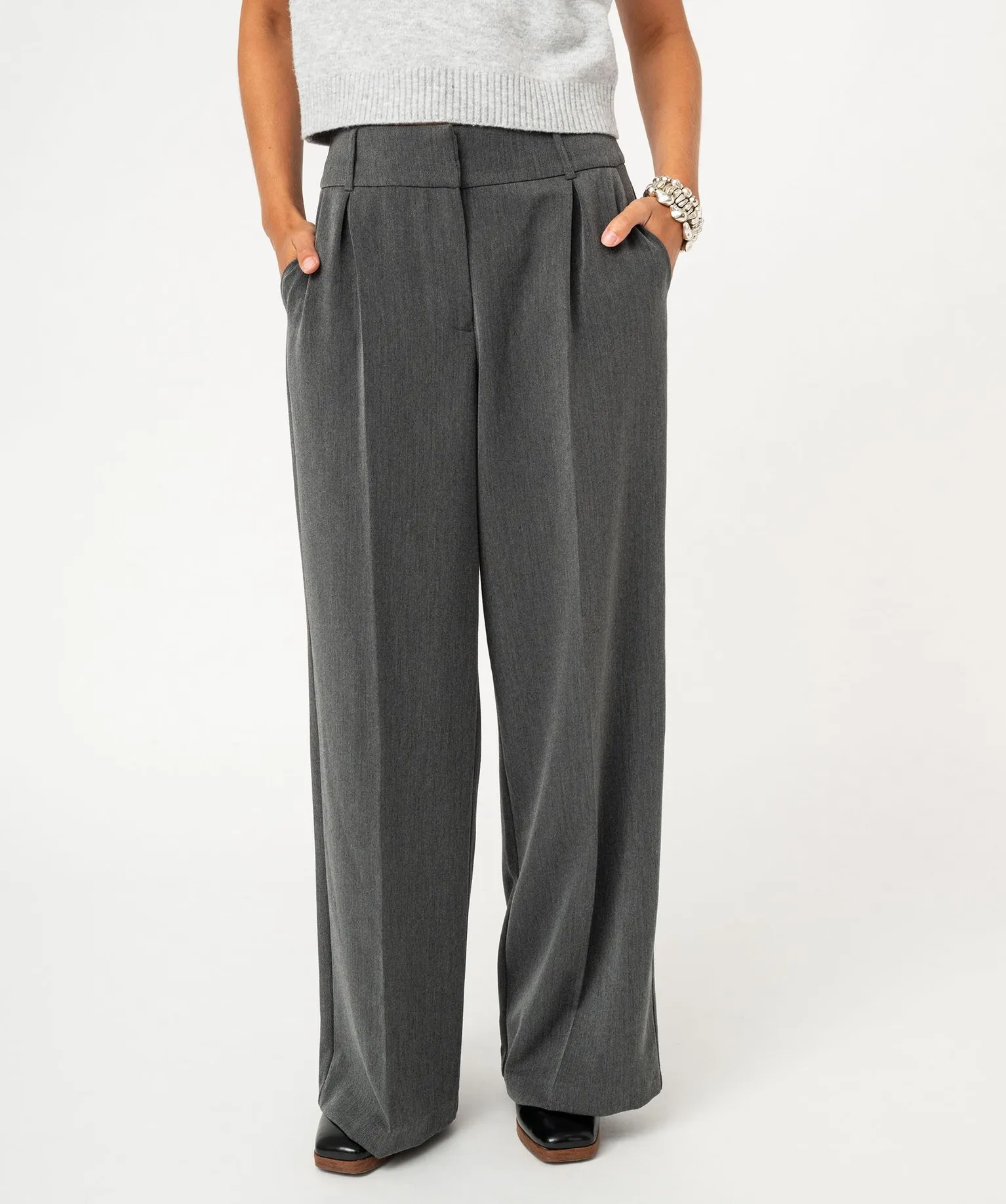 Pantalon large à pinces femme gris