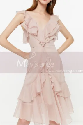 Robe Cocktail Rose En Mousseline Décolleté Et Jupe A Volants