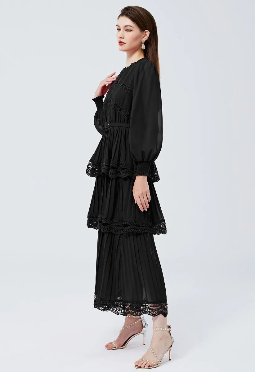 Robe Maxi en Mousseline de Soie Plissée en Dentelle au Crochet en Noir