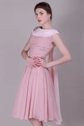 Robe rose de soirée rose mi-longue encolure drapée chic en mousseline