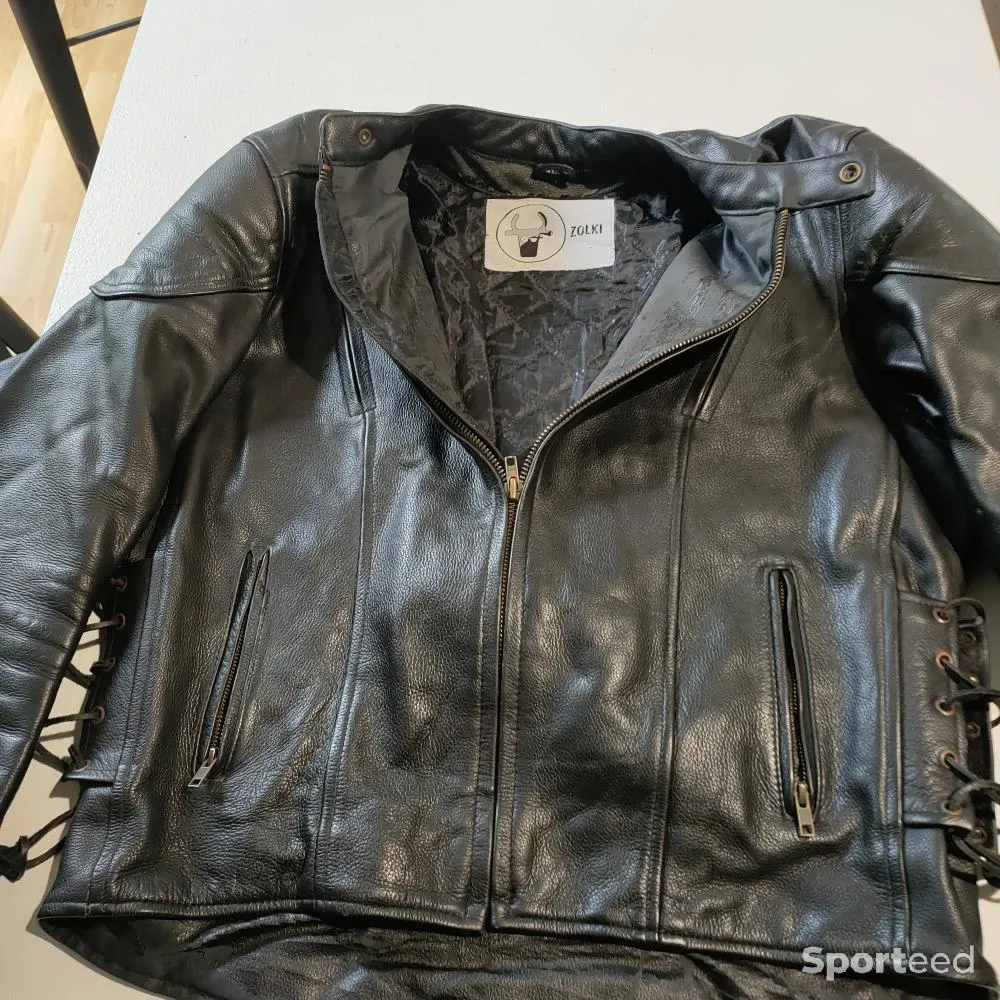 Veste de motard xl d'occasion Ajouté le : 06/03/2024